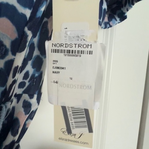 *NEW WITH TAGS* Eliza J Blue Leopard Flounce Hem Faux Wrap Dress - Size 10 - Picture 3 of 5